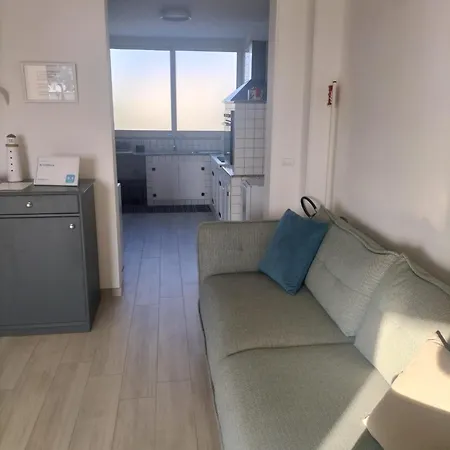 Ariadimare Guest house Torre Ovo