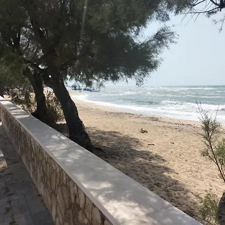 Ariadimare Pensionat Torre Ovo