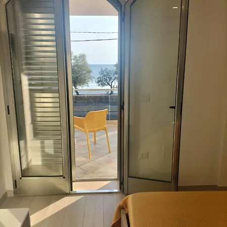 Ariadimare 3* Torre Ovo