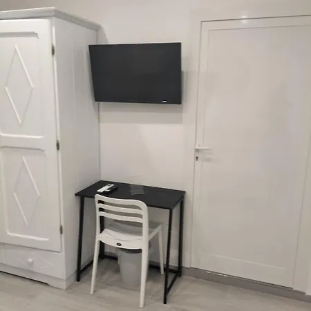 Ariadimare Pensionat Torre Ovo