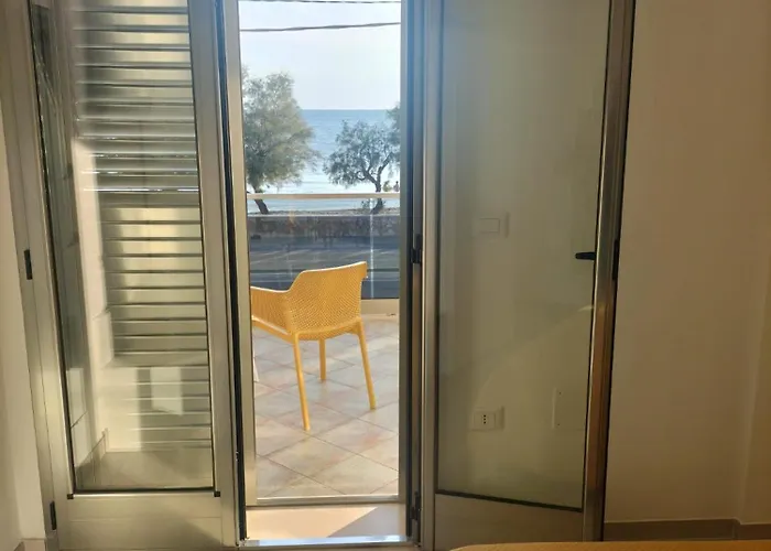 Ariadimare 3* Torre Ovo